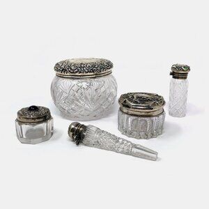 listing-status-banner